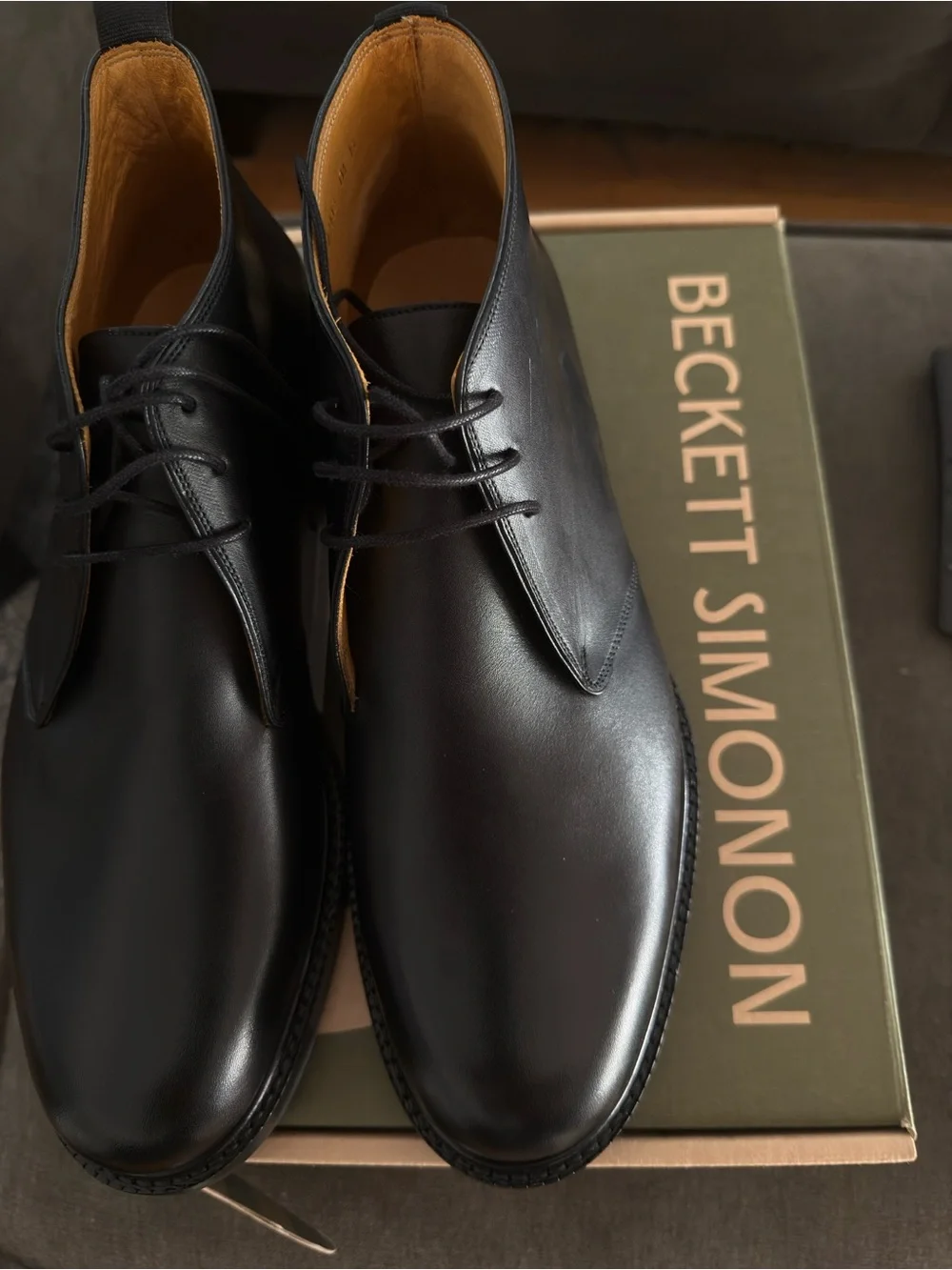 Beckett Simonon Black Leather Laval Chukka Boots - Sleek Lace-Up